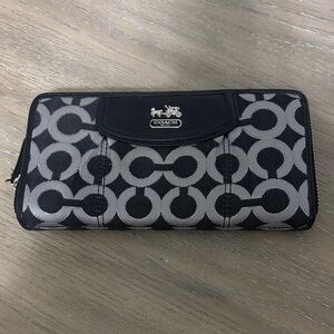 Authentic Coach Wallet